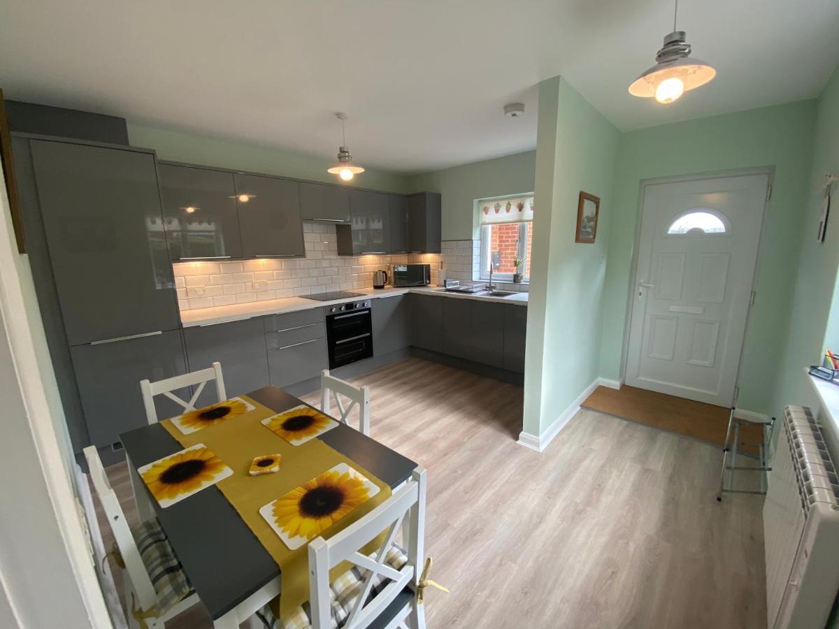 Entire Guest House, In Pewsey Vale, Wiltshire Manningford Abbots Esterno foto